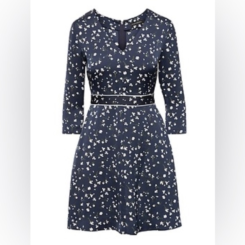 PETITE FLORAL V-NECK FIT-AND-FLARE DRESS
